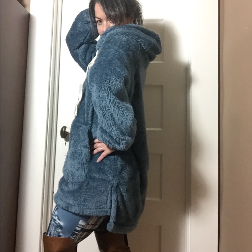 Blue Teddy Tunic - Picture 4 of 6